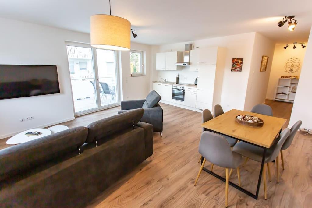 Grosse Cozy 4-Zi-Whg Mit Balkon Naehe Europa Park Und Rulantica Apartment Lahr  Exterior photo